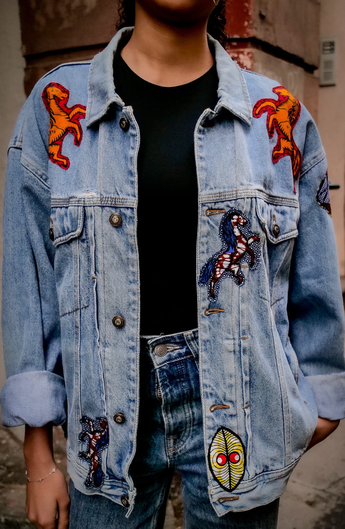 Veste en jean upcyclé - Chevaux