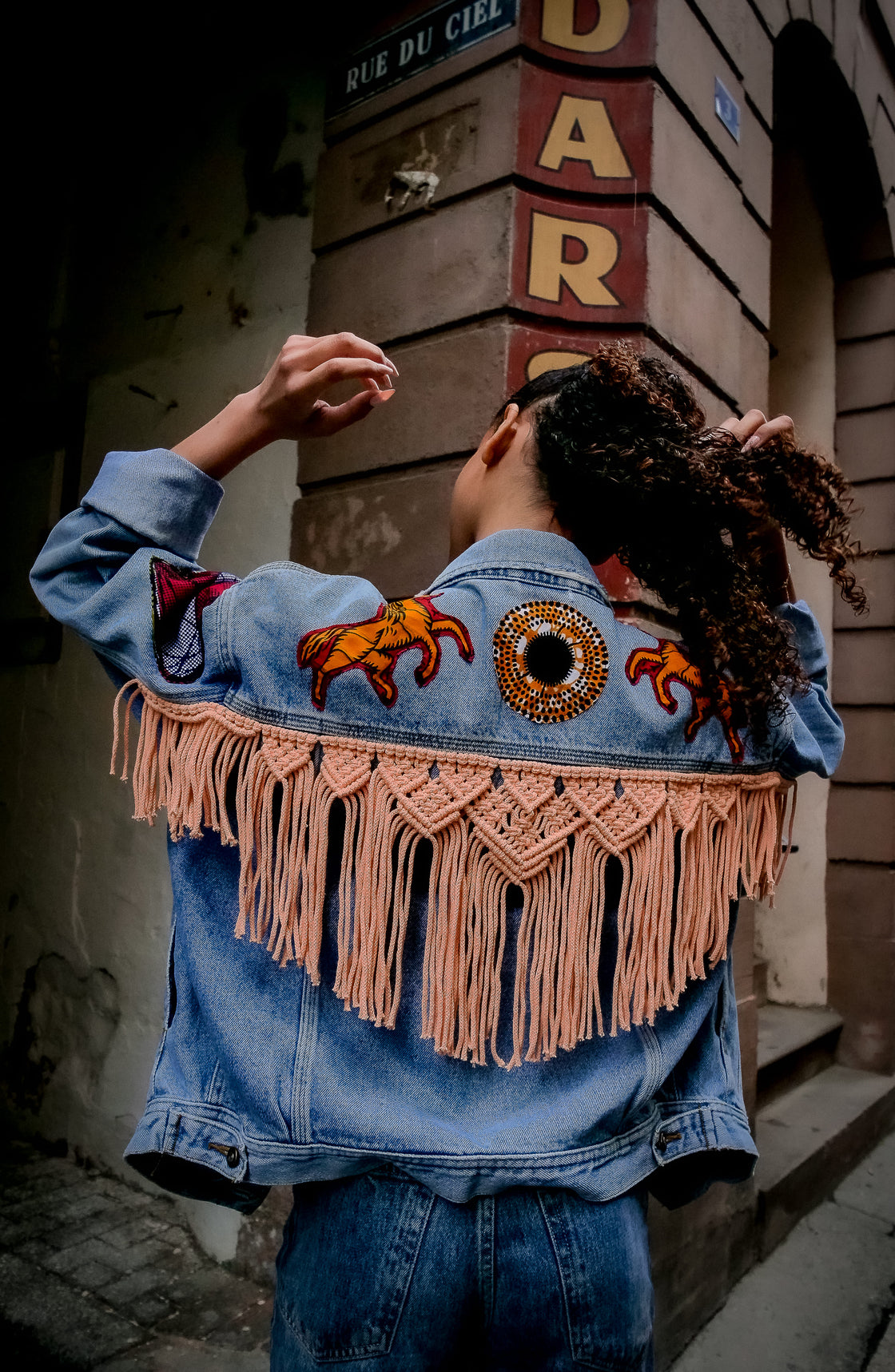 Veste en jean upcyclé - Chevaux